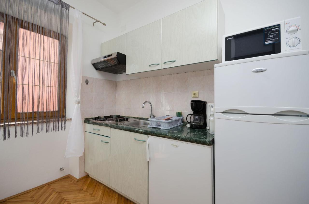 Apartments Mirjana B Lopar Kültér fotó